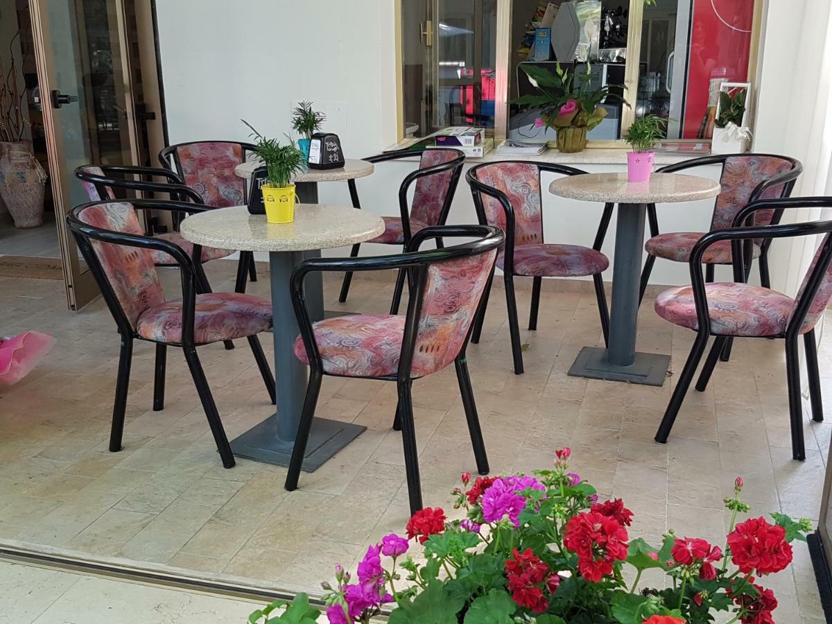 Damma's, Dipendenza Zamagna 3*
